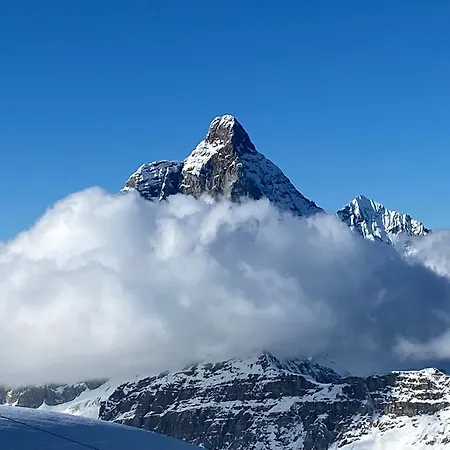 Easter Escape Cervinia - Matterhorn Glacier Paradise, Italy Шале
